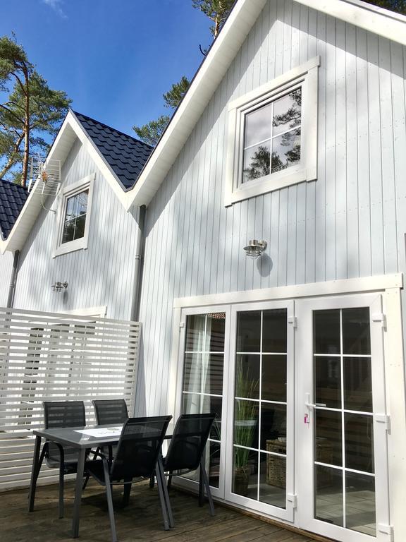 8 Sosen Pobierowo Vila Exterior foto